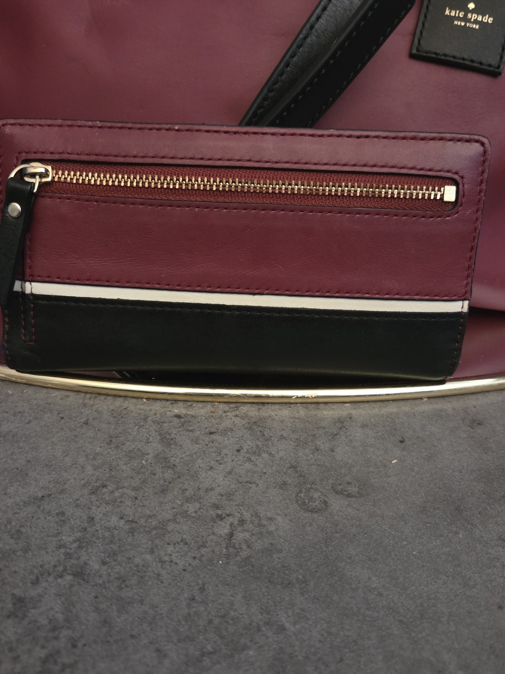 LOW START Kate Spade 2fer Satchel/Crossbody  Wallet Set Burgundy Cream Leather - Picture 5 of 17